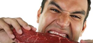 Manger un homme de viande pour augmenter sa puissance